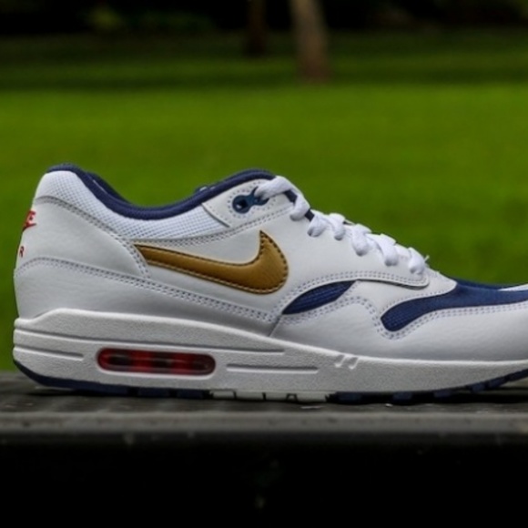 Nike air max 1 schematic sketch. Max 1 0 cl. Найк эйр женские max 87. Найк аир макс 1. Аир мах 2022.